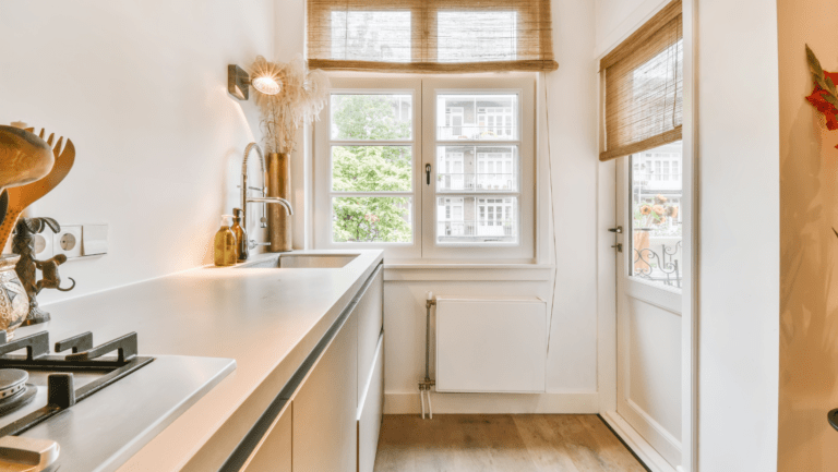 Creative-Ideas-to-Maximize-Storage-and-Efficiency-of-your-small-basement-kitchen